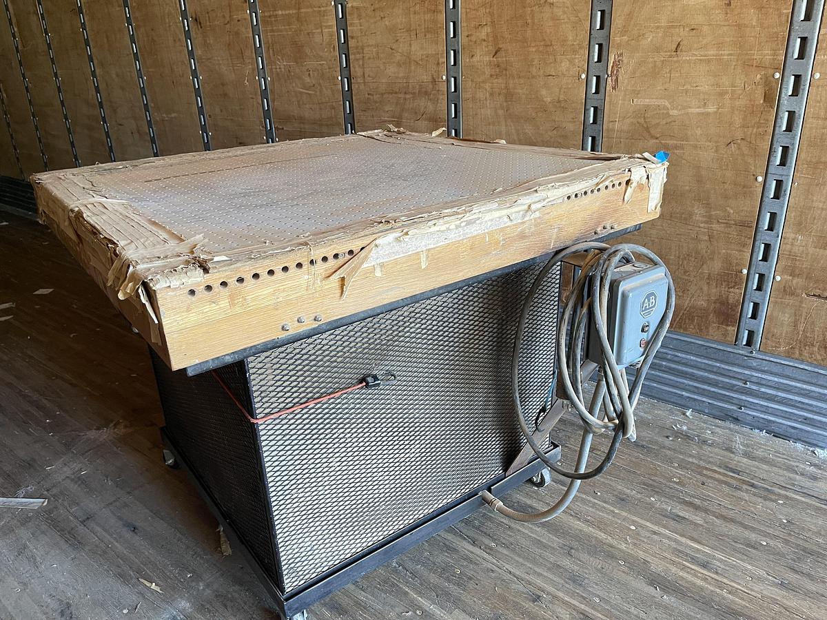 Used SHOPMADE 40" x 40" MOBILE DOWN-DRAFT SANDING TABLE