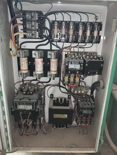 Used NEWMAN-WHITNEY S-290, 36" PLANER