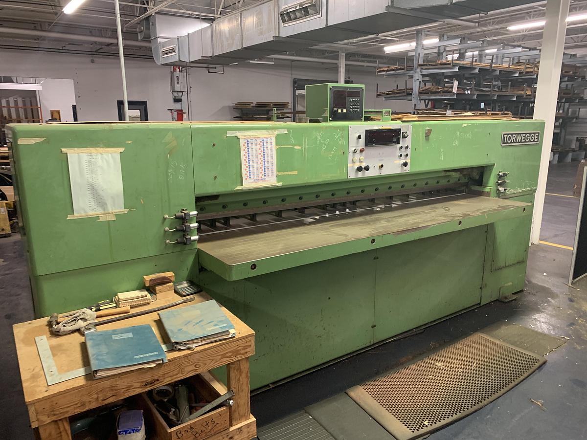 Used TORWEGGE H45 VENEER JOINTER GUILLOTINE MACHINE