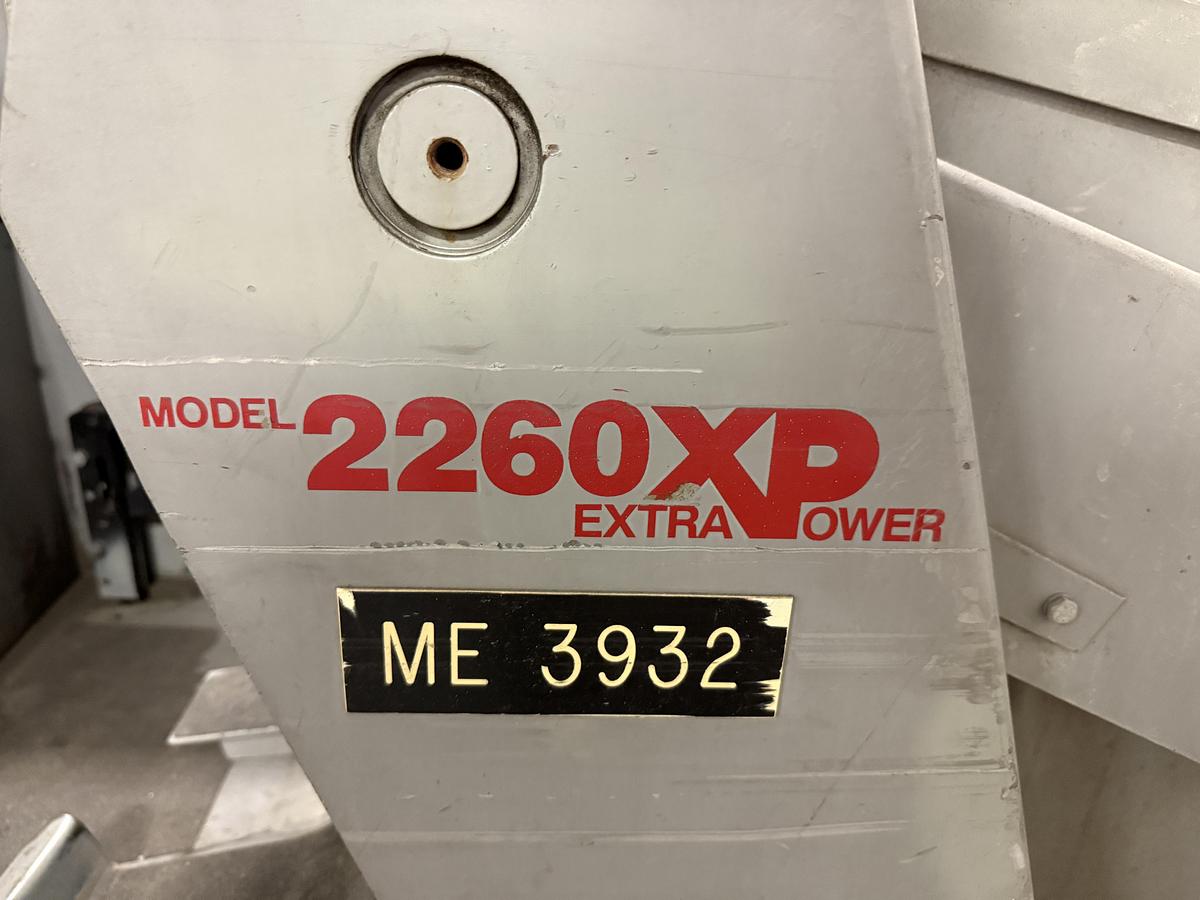 Used CLARKE AMERICAN-LINCOLN 578-532, 2260XP RIDING PROPANE SWEEPER