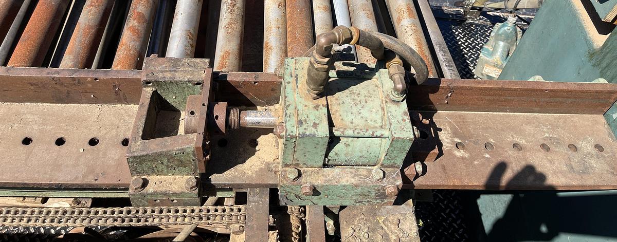 Used LANCASTER 101-9, ~9FT X 3FT 2-WAY ASSEMBLY CLAMP