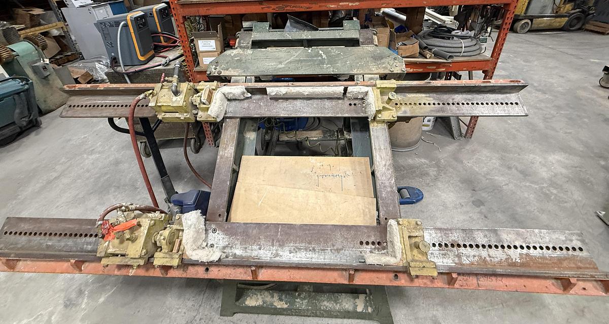 Used LANCASTER 2-WAY INCLINED ASSEMBLY CLAMP
