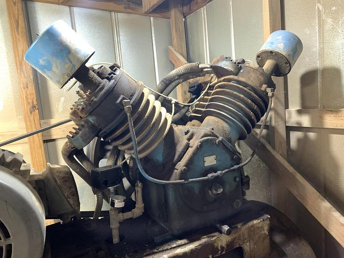 Used KELLOG-AMERICAN A462TVX, 25 HP TWIN-PISTON TYPE AIR-COMPRESSOR