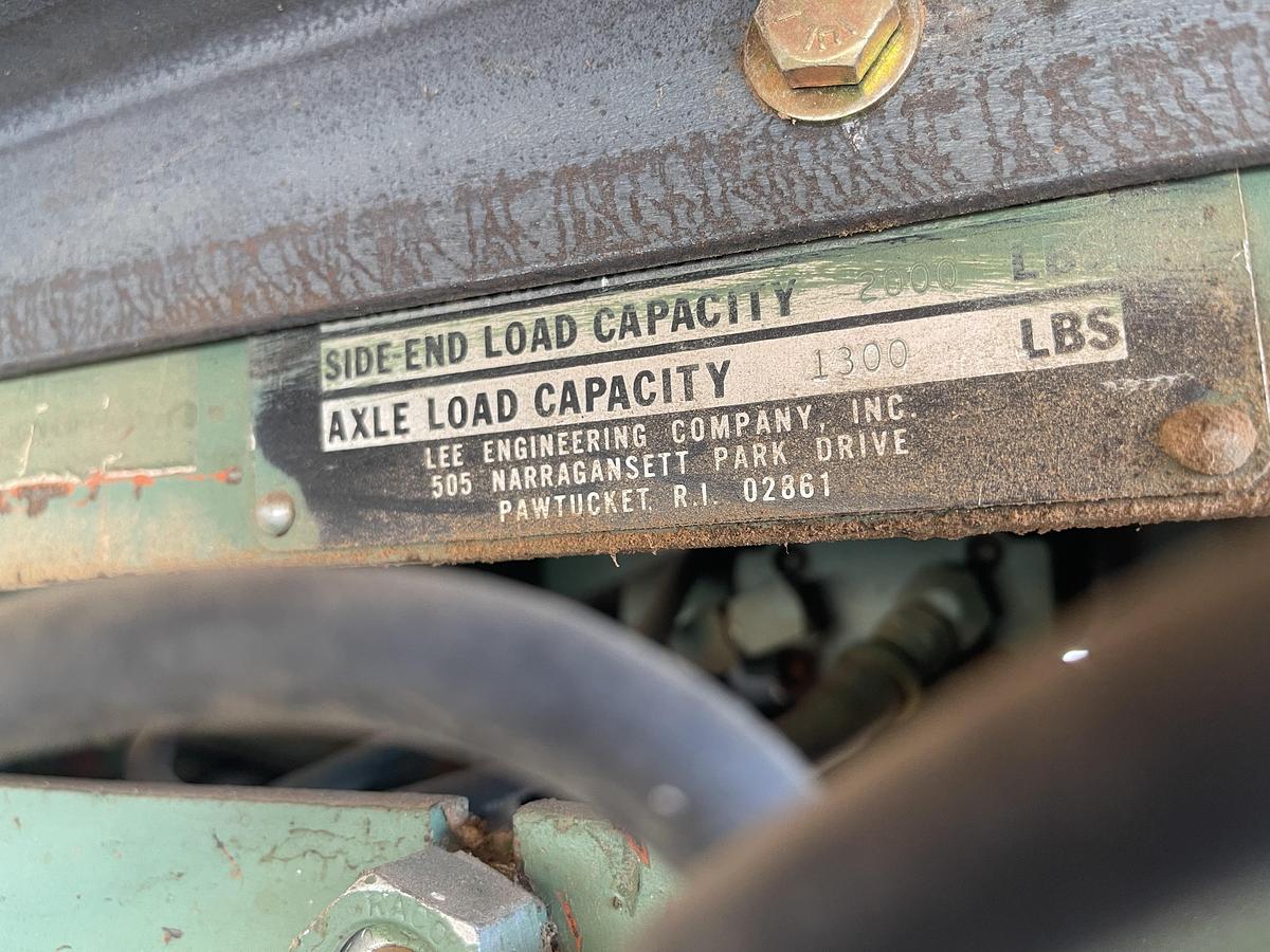 Used LEE ENGINEERING 2' x 4' ~3,000 LB. SCISSOR-LIFT