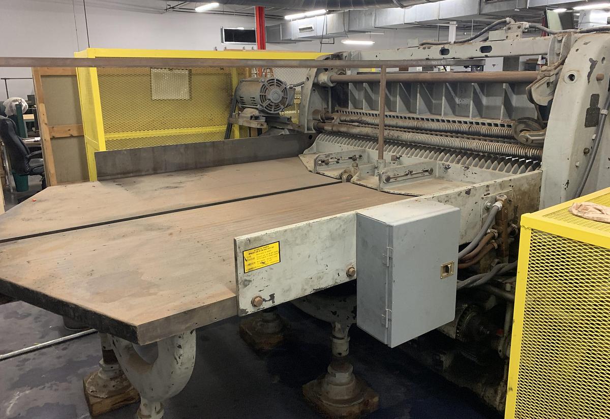 Used SEYBOLD 72" VENEER GUILOTINE CLIPPER