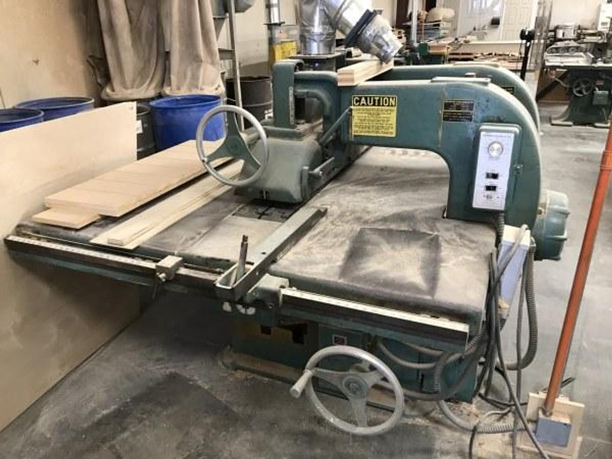 Used EKSTROM-CARLSON E STRAIGHT-LINE RIPSAW W/DC CHAIN DRIVE