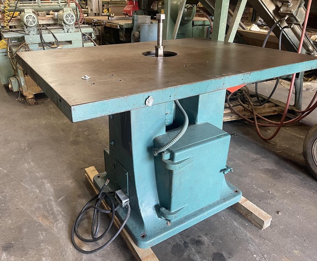 Used WHITNEY NO. 182 SINGLE-SPINDLE SHAPER