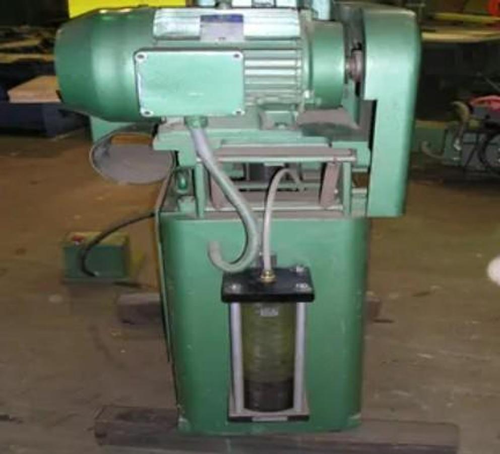 Used DOMINION HM4, NOTCHING AND PROFILING HAUNCHER