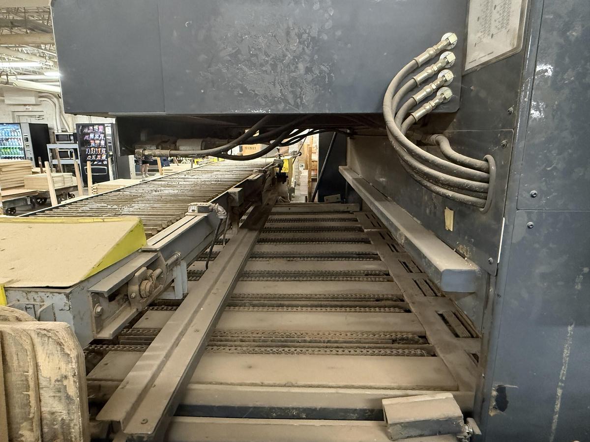 Used ROSENQUIST EF-100 ELECTRO-FLOW FEED-THROUGH RADIO-FREQUENCY GLUER