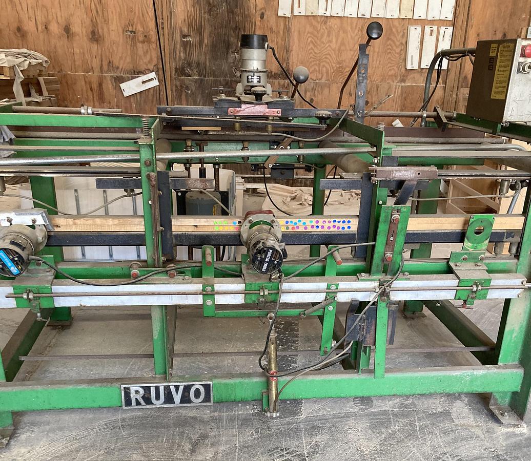 Used RUVO DOOR MACHINE