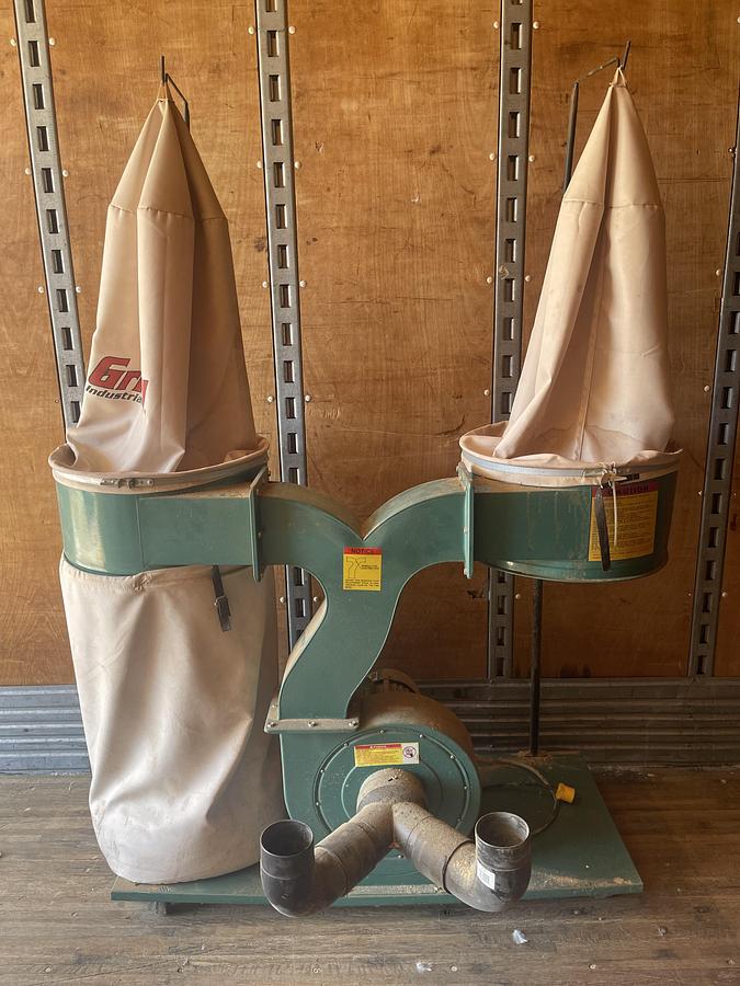 Used GRIZZLY 3HP DOUBLE-BAG DUST-COLLECTOR
