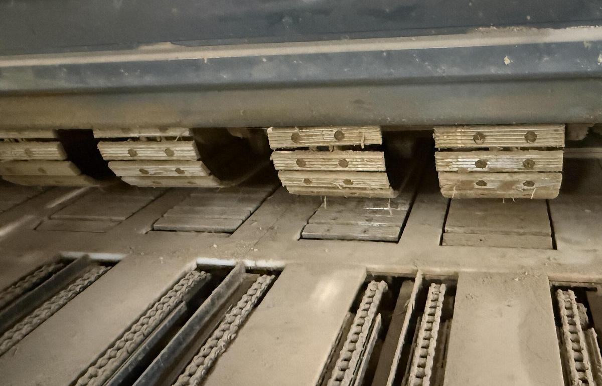 Used ROSENQUIST EF-100 ELECTRO-FLOW FEED-THROUGH RADIO-FREQUENCY GLUER