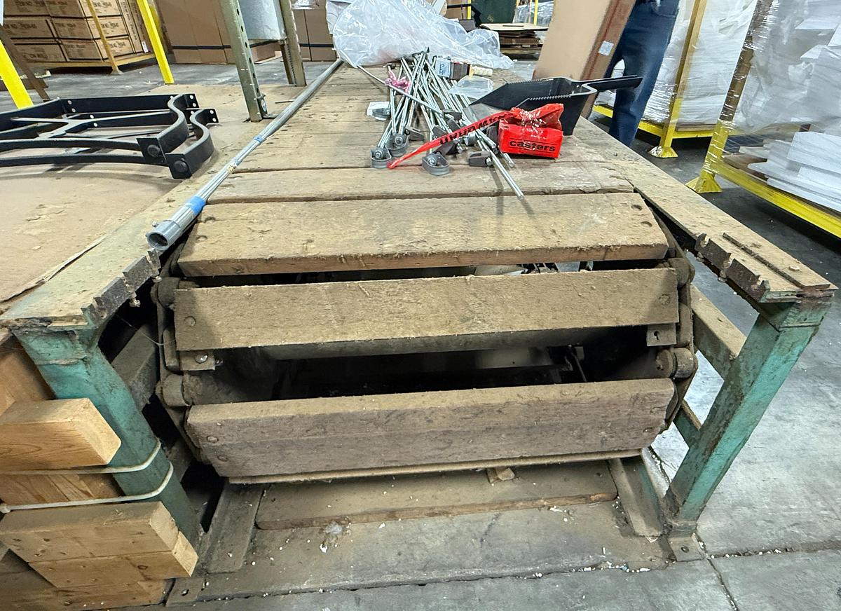 Used 30" WIDE X 75' LONG LONG SLAT-BED CONVEYOR