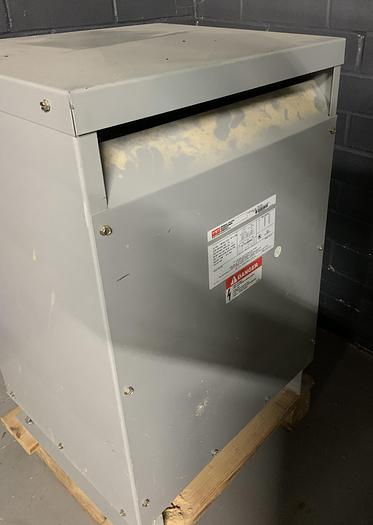 Used QUINCY CSVB25ANN1G, 30 HP INDUSTRIAL ROTARY SCREW VACUUM PUMP