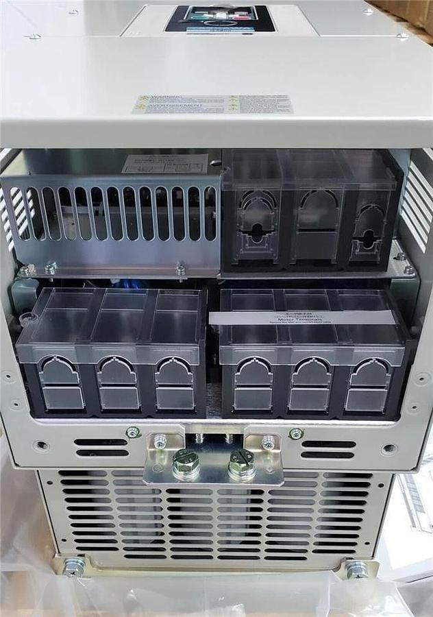 Used YASKAWA GA800,GA80U4250ABM, AC DRIVE