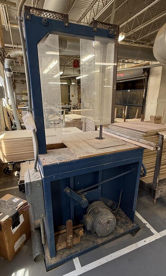 Used SHOPMADE VERTICAL STRING SANDER