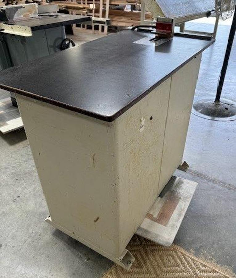 Used UNIQUE 73 DOUBLE-SPINDLE POCKET BORING MACHINE