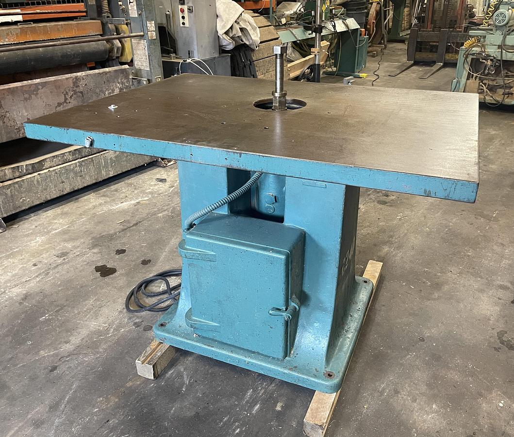 Used WHITNEY NO. 182 SINGLE-SPINDLE SHAPER