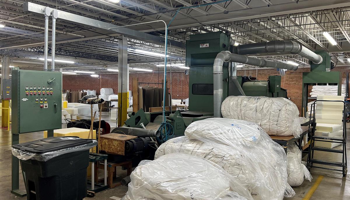 Used FIBER CONTROLS D-10(Z38) FIBER OPENING & BLOWING TYPE PILLOW/CUSHION STUFFING/FILLIING SYSTEM