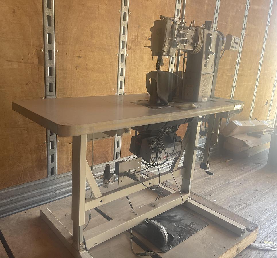 Used DURKOPP-ADLER 268-FAP-273-1 SEWING MACHINE