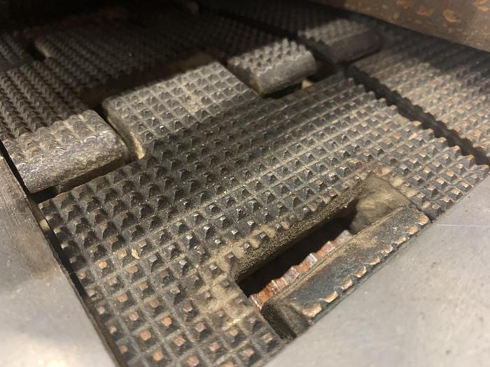 Used EKSTROM-CARLSON E STRAIGHT-LINE RIPSAW W/DC CHAIN DRIVE