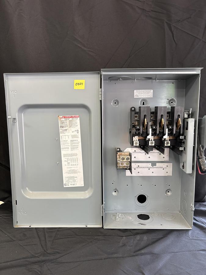 Used LOT OF VARIOUS ELECTRIC DISCONECTS AND PANAL BOXES