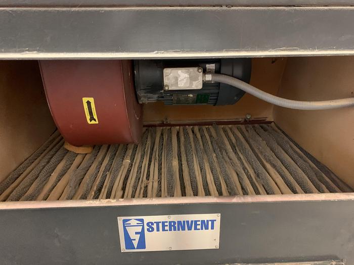 Used STERNVENT  DGH305, 5 HP BAG-TYPE DUST-COLLECTOR