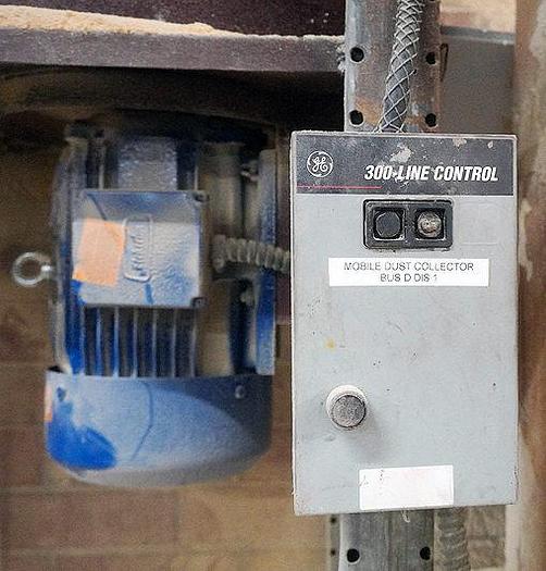 Used DUSTEK 750, 7.5 HP, 6-BAG DUST-COLLECTOR