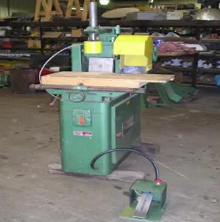 Used DOMINION HM4, NOTCHING AND PROFILING HAUNCHER