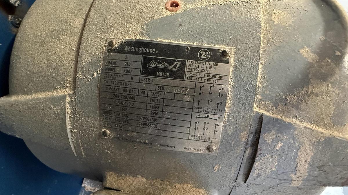 Used SHOPMADE VERTICAL STRING SANDER