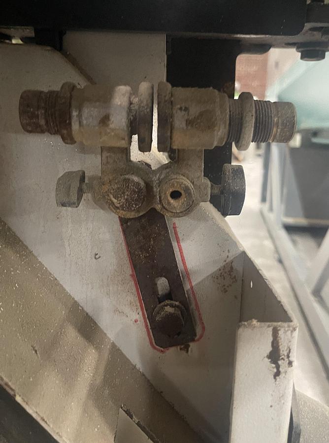 Used CENTAURO 600, 24" BANDSAW
