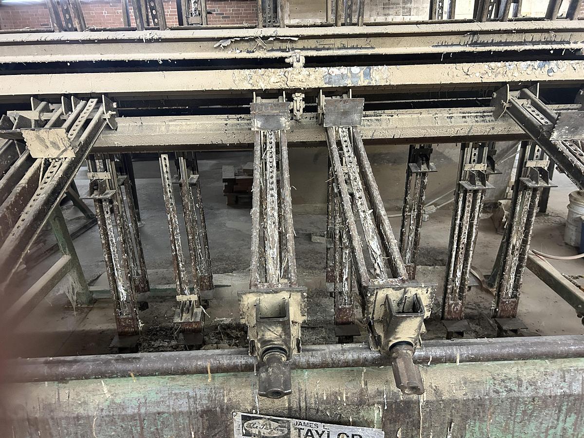 Used TAYLOR 800204 CLAMP CARRIER