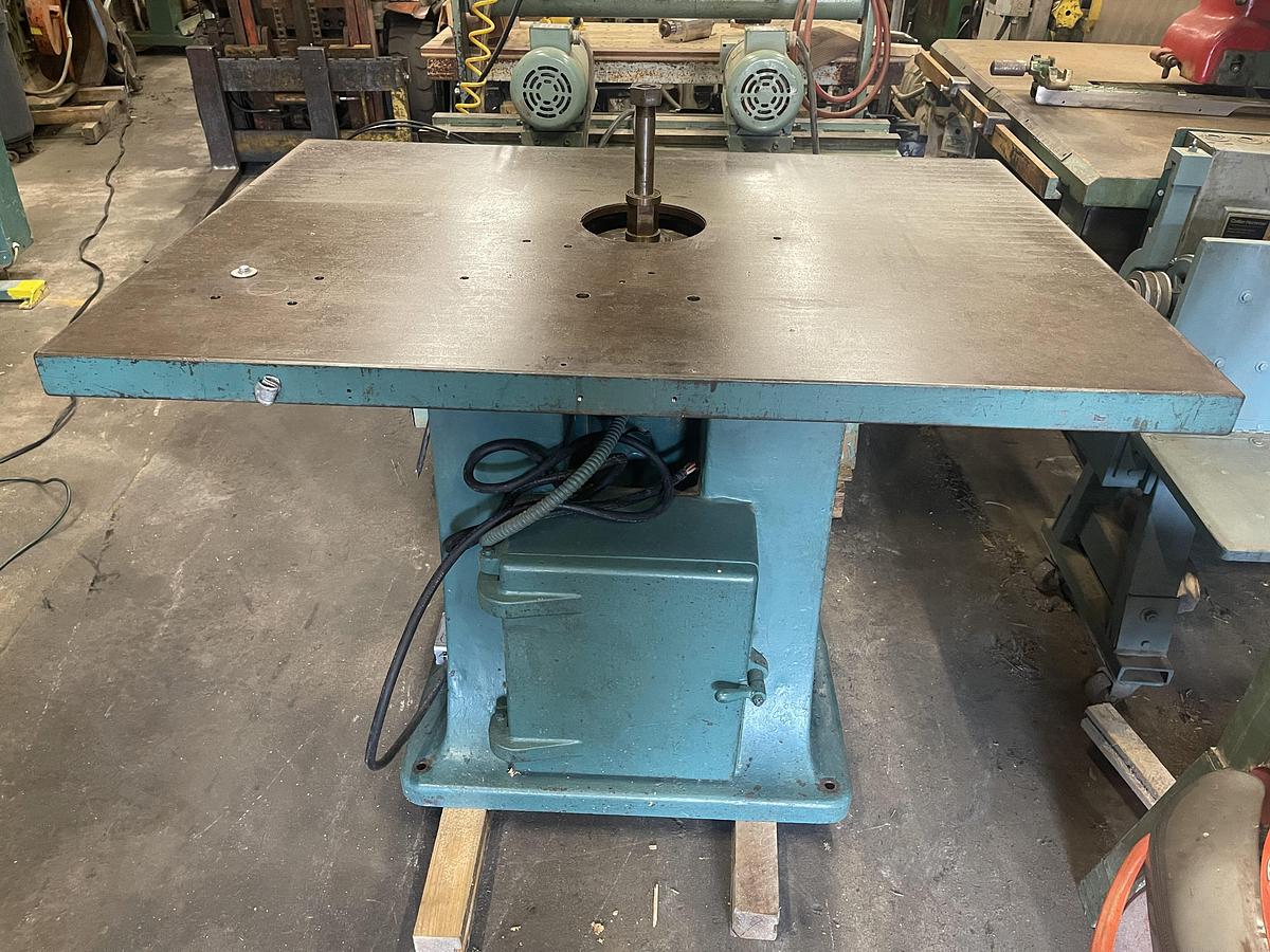 Used WHITNEY NO. 182 SINGLE-SPINDLE SHAPER