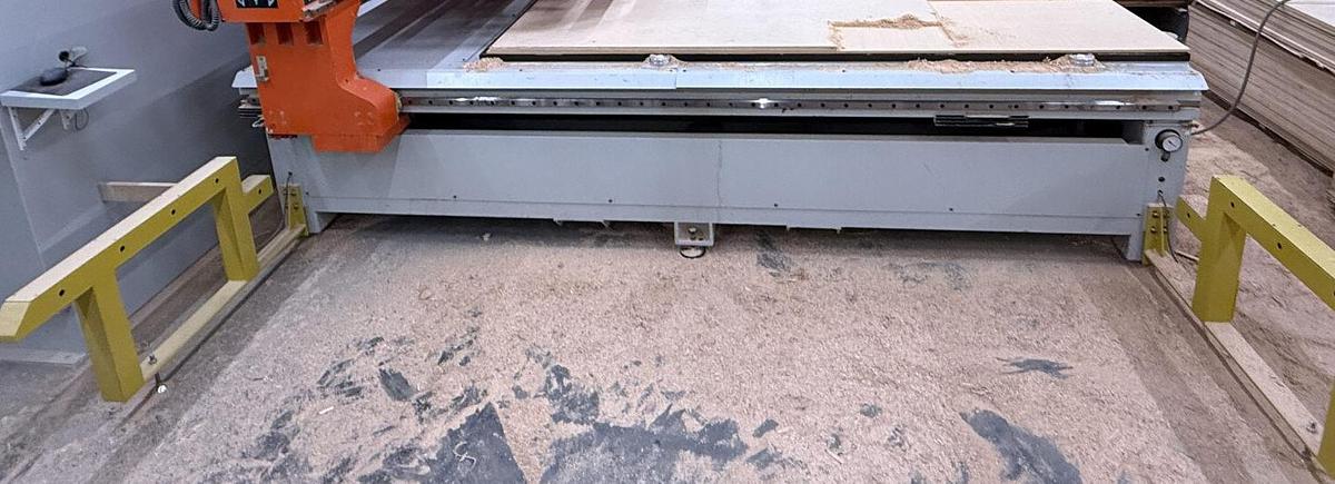 Used ANDERSON OMNITECH SELEXX-ECO 4FT x 8FT CNC ROUTER