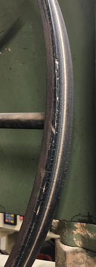 Used DANCKAERT 36" BANDSAW