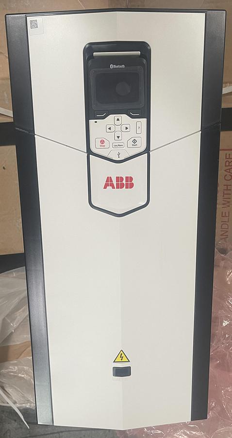 Used ABB, ACS880-01-156A-5 AC INDUSTRIAL WALL-MOUNTED DRIVE