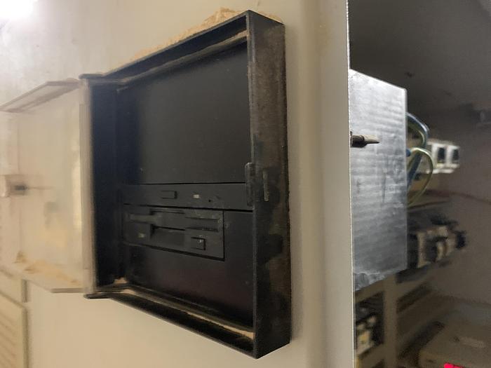 Used HOLZMA OPTIMAT HPP 11/32, 10' HORIZONTAL FRONT LOADING PANEL SAW