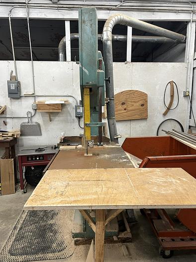 Used CENTAURO CL-800, 32" BANDSAW