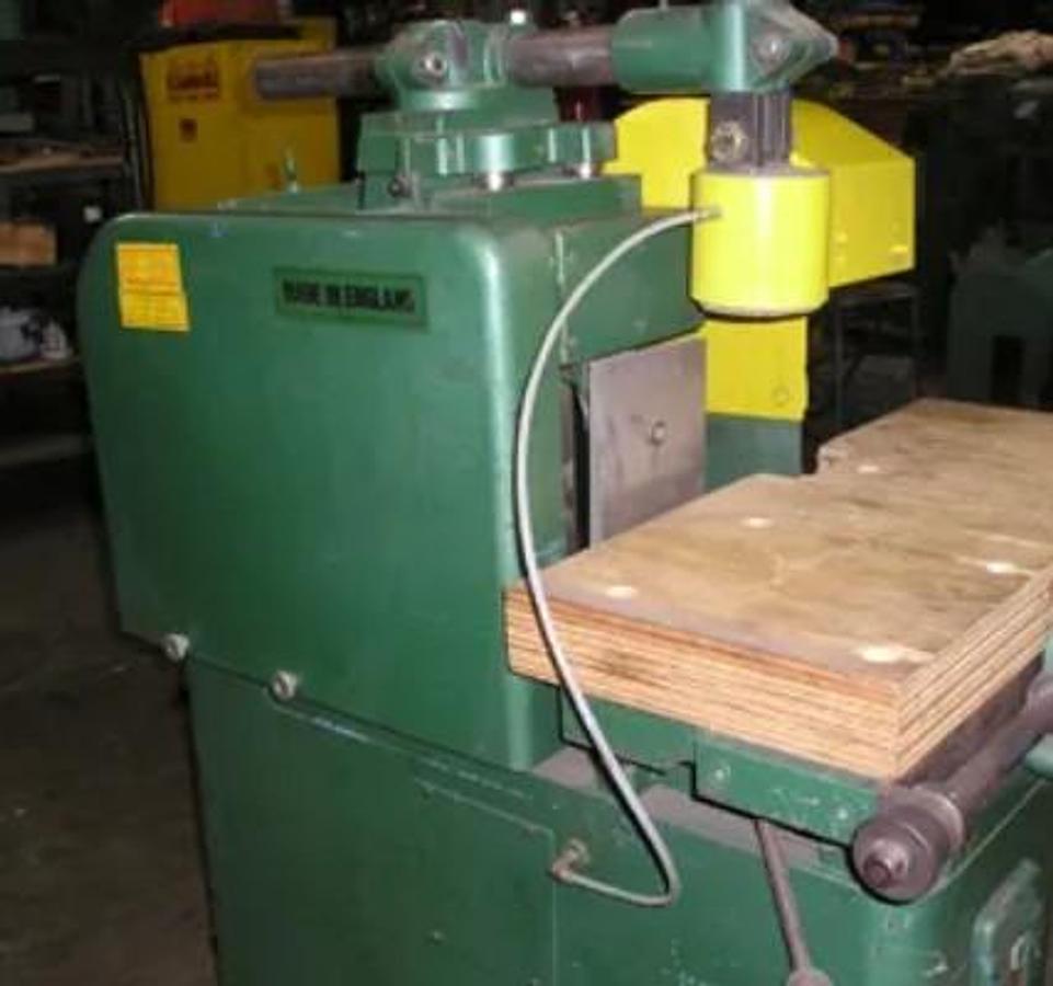 Used DOMINION HM4, NOTCHING AND PROFILING HAUNCHER