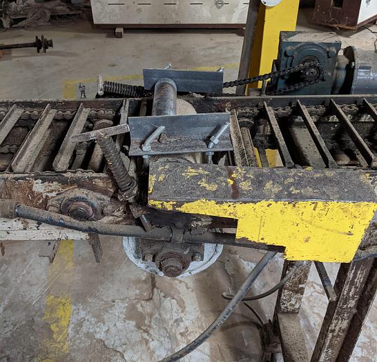 Used 27' CONVEYORIZED GLUE-SPREADER