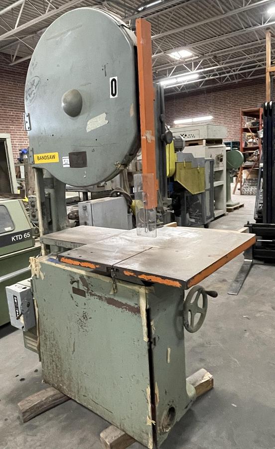 Used OLIVER 117-D, 30" BANDSAW