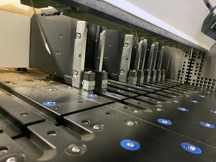 Used HOMAG SAWTRQ, B-400 PROFILINE HORIZONTAL PANEL-SAW WITH PRESSURE BEAM