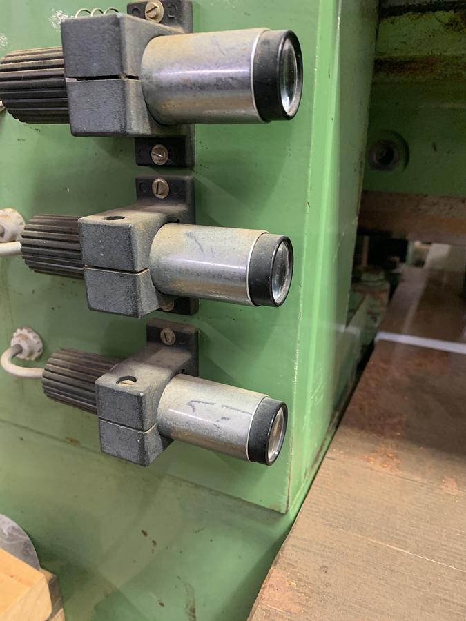 Used TORWEGGE H45 VENEER JOINTER GUILLOTINE MACHINE