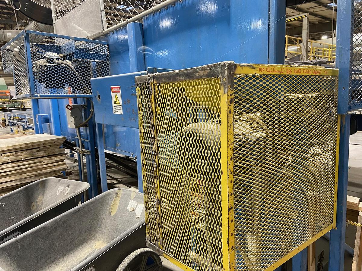 Used COMBINATION POWER BELT CONVEYORS & CHAIN-DECKS MATERIAL-HANDLING SYSTEM