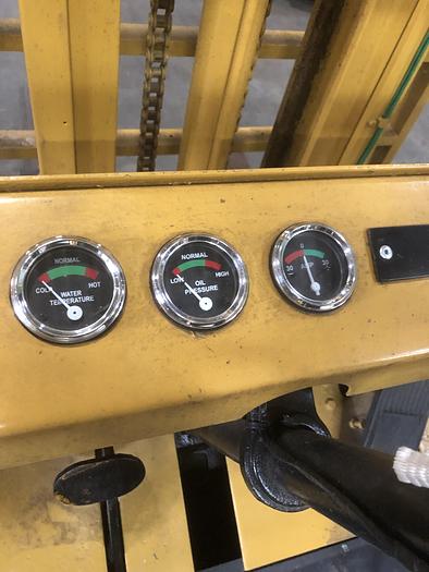 Used TCM FG15N2, 1,870 LB GAS FORK-LIFT