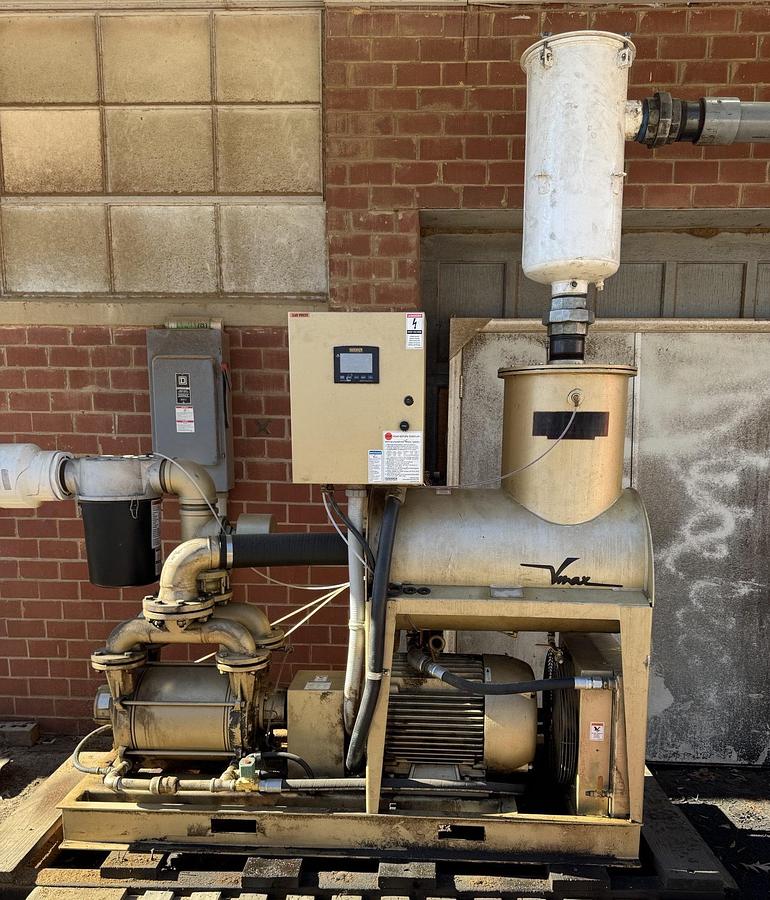 Used DEKKER VMX0553KA1-00, Vmax, 40 HP OIL SEALED LIQUID RING VACUUM PUMP WITH CONTROL