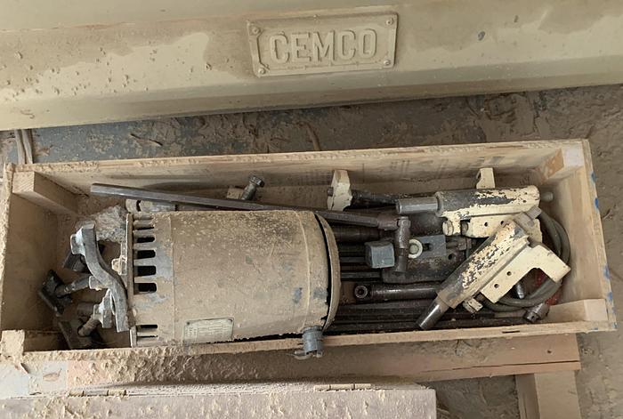 Used CEMCO MULTIPLE-SPINDLE VERTICAL BORING MACHINE