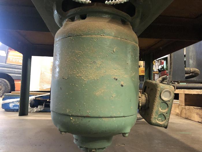 Used HEAVY-DUTY CHAIR-LEG LEVELER