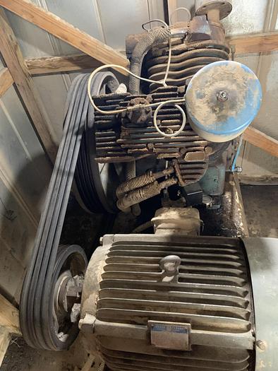 Used KELLOG-AMERICAN A462TVX, 25 HP TWIN-PISTON TYPE AIR-COMPRESSOR