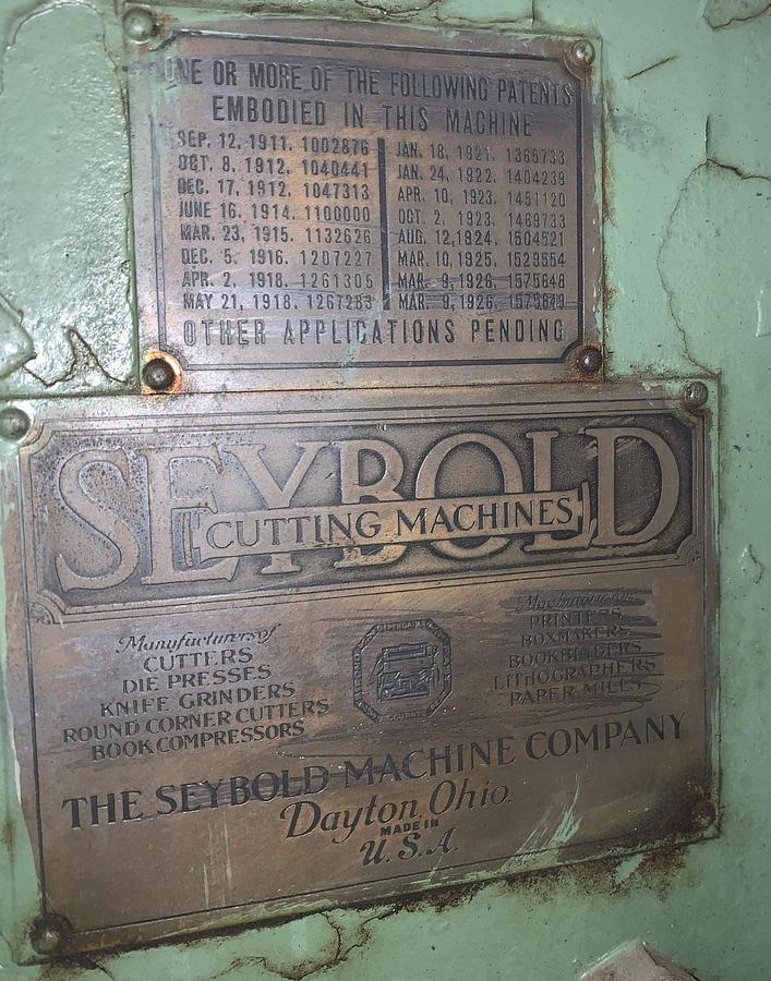 Used SEYBOLD 56" VENEER GUILOTINE CLIPPER